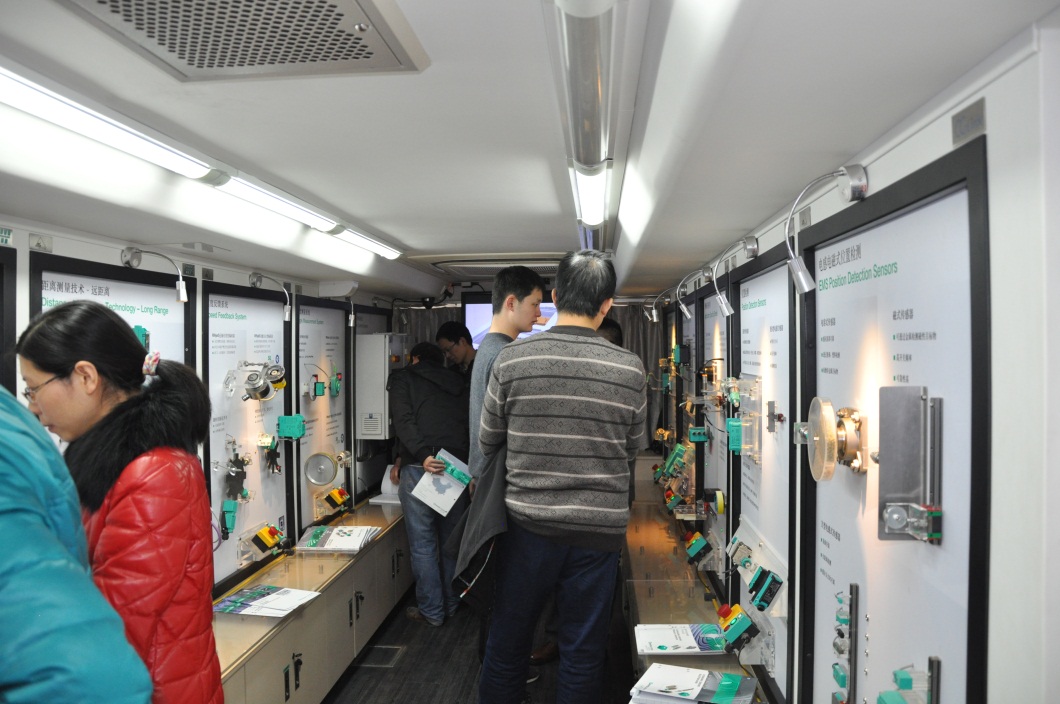 倍加福携多款传感器探访球友会公司-3.jpg
